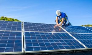 Installation et mise en production des panneaux solaires photovoltaïques à Saint-Eloy-les-Mines